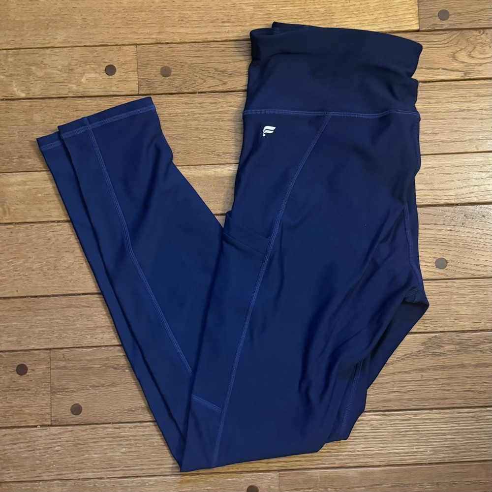Fabletics Women’s Leggings with Pockets - Size M - NWOT!